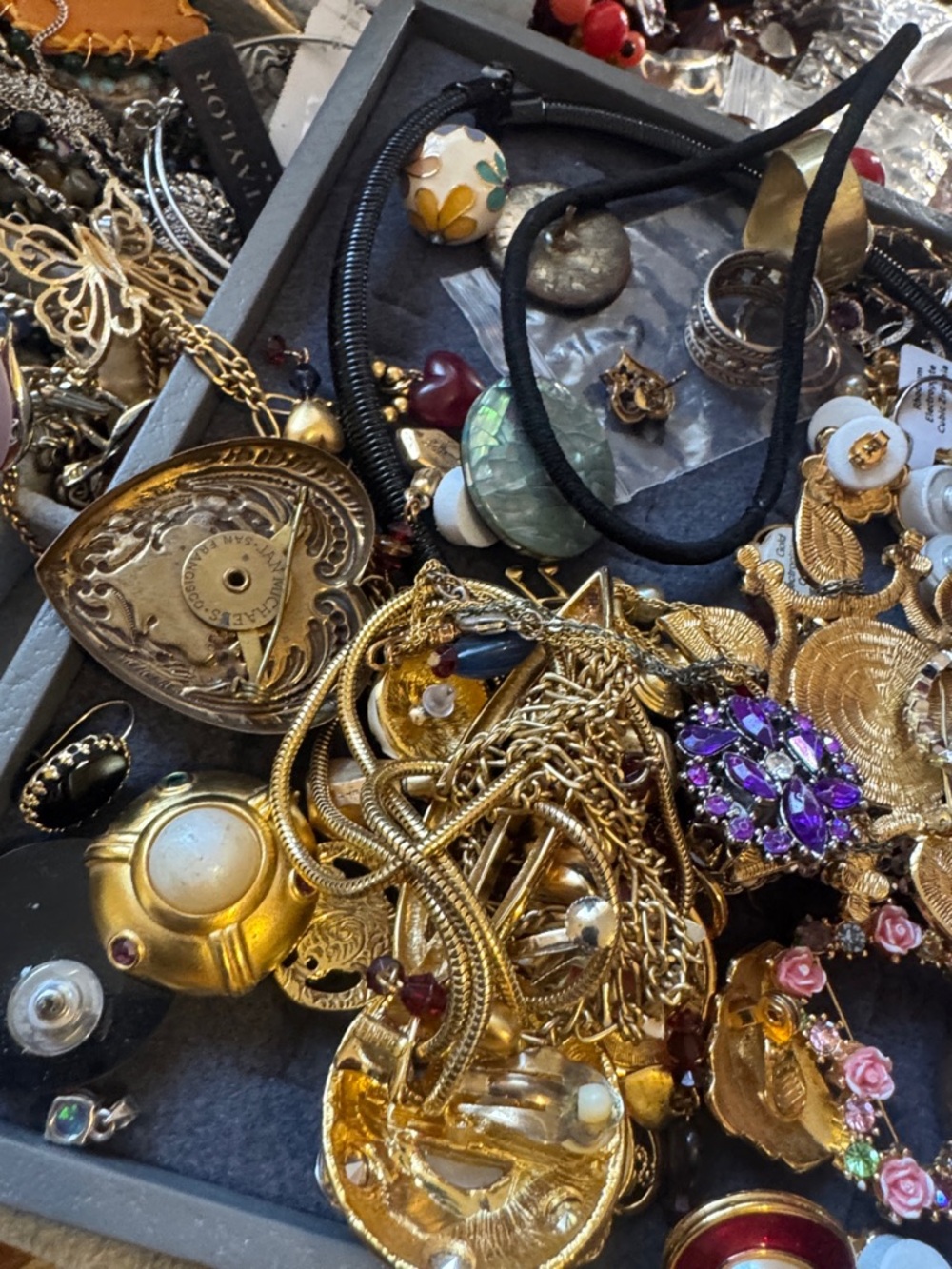 Miss Vtg Jewlery As Is May Be Wear